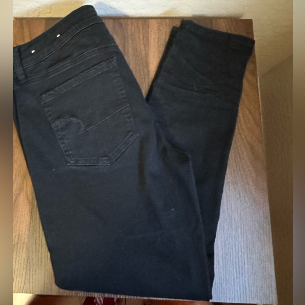 American Eagle Black Jeggings